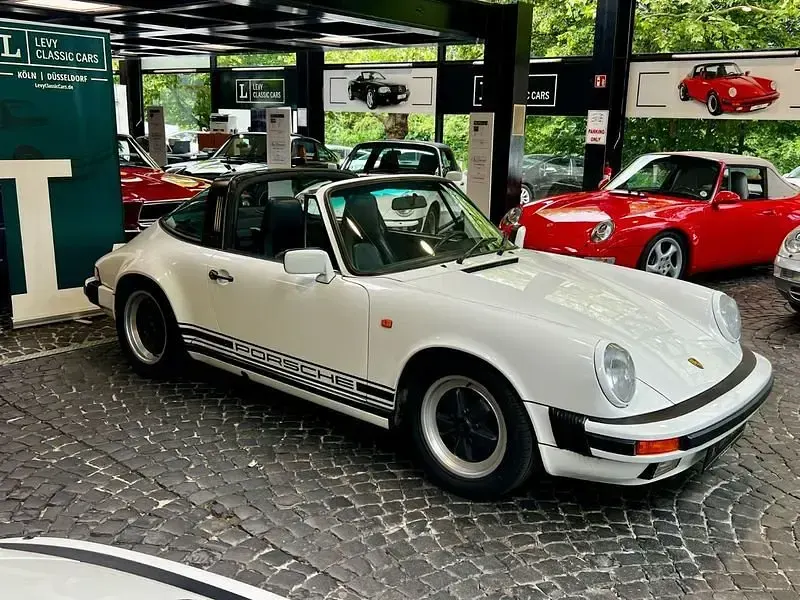 Gebraucht Porsche 911 Carrera Cabriolet 218 PS (160 kW) 1988 Cabrio