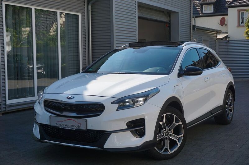 Weiß Gebraucht 2021 Kia XCeed Platinum Edition SUV | 22.470 € (Fairer Preis) - Bild 1/4