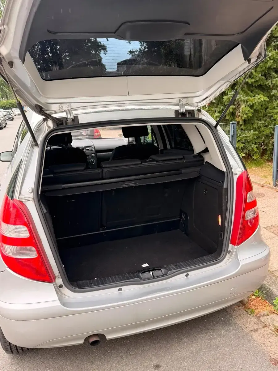Gebraucht Mercedes A150 95 PS (69 kW) 2006 Grau Limousine