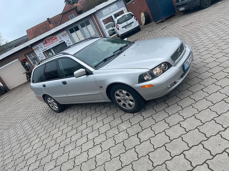Gebraucht Volvo V40 136 PS (100 kW) 2004 Silber Kombi
