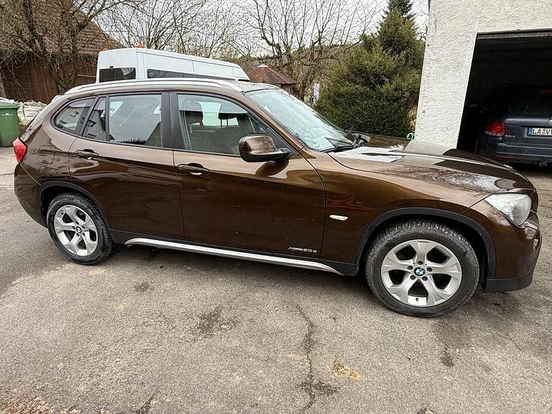 Gebraucht BMW X1 177 PS (130 kW) 2011 Braun SUV