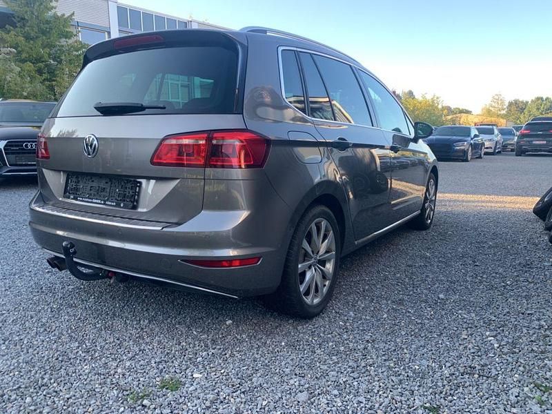 Gebraucht VW Golf Sportsvan Highline 125 PS (91 kW) 2016 Grau Van / Kleinbus