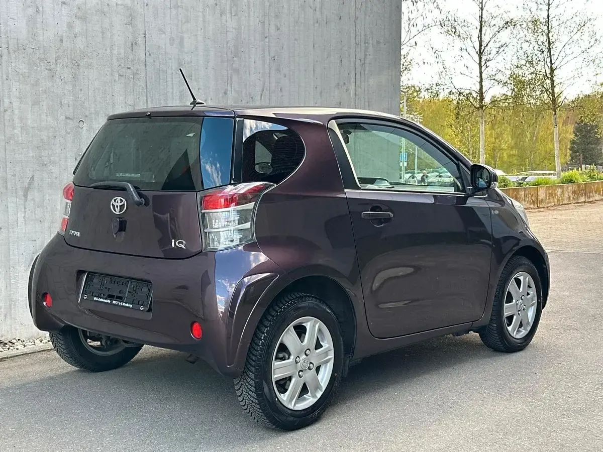 Second-hand Toyota iQ 68 CP (50 kW) 2009 Mov Hatchback
