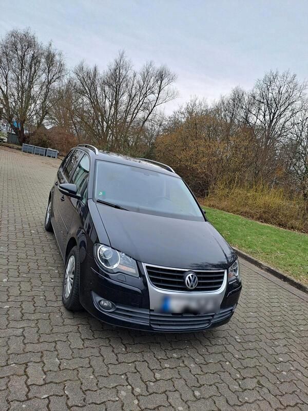 Schwarz Gebraucht 2009 VW Touran Van / Kleinbus | 3.200 € (Superpreis) - Bild 1/4