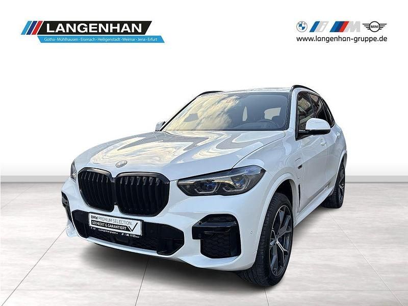 Weiß Gebraucht 2022 BMW X5 M Sport SUV | 56.944 € (Fairer Preis) - Bild 1/4