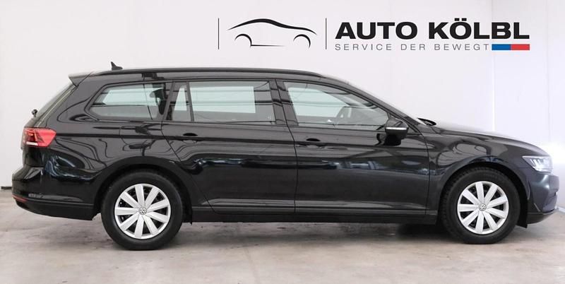Używany VW Passat 120 KM (88 kW) 2019 Czarny Kombi