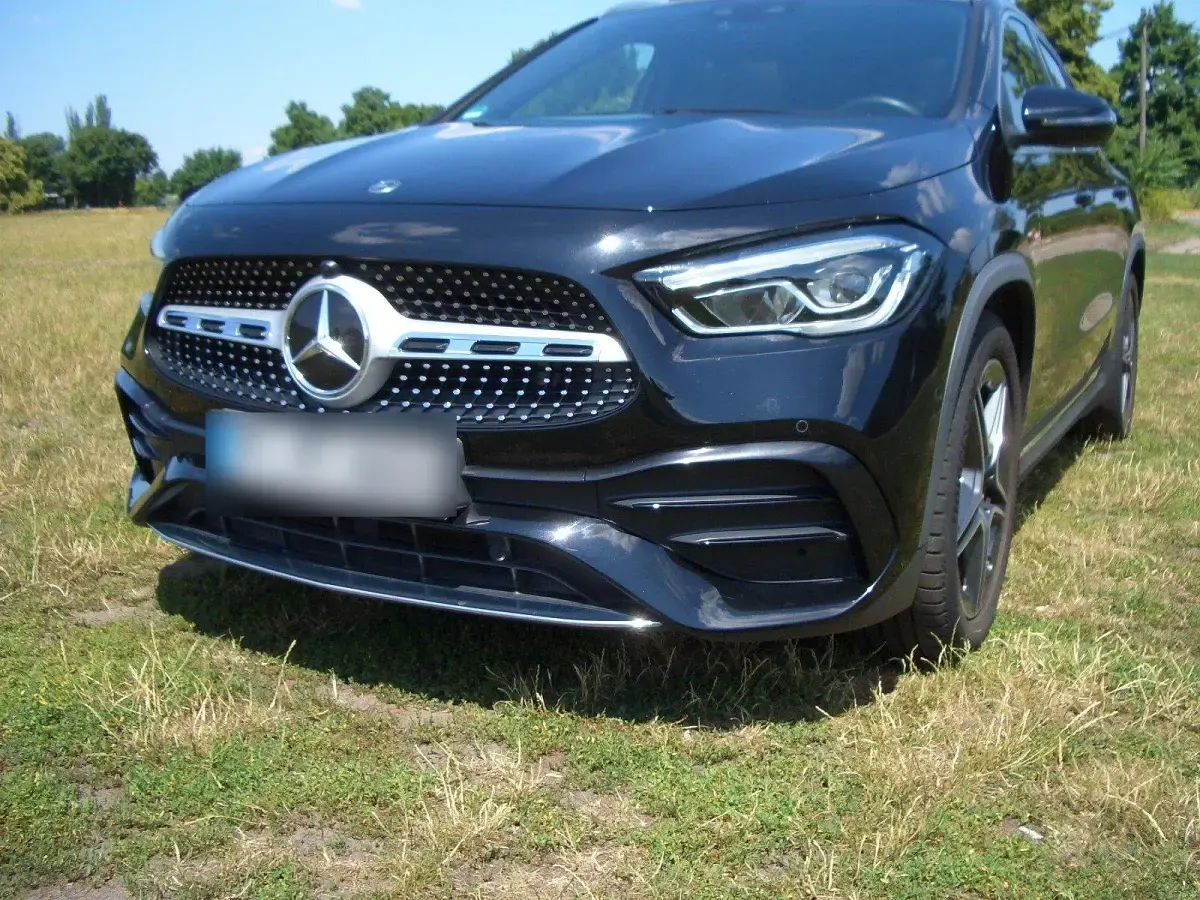 Gebraucht Mercedes GLA250 AMG line 224 PS (164 kW) 2020 Schwarz SUV