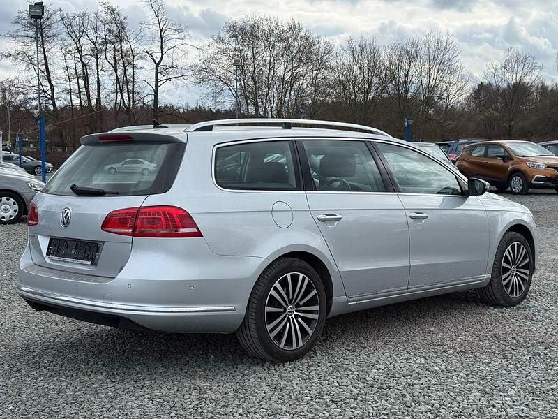 Gebraucht VW Passat Highline 140 PS (102 kW) 2011 Silber Kombi