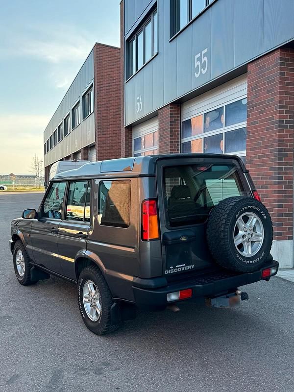 Gebraucht Land Rover Discovery 2 139 PS (102 kW) 2003 Grau SUV