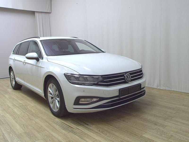 Gebraucht VW Passat Business 200 PS (147 kW) 2022 Weiss Kombi