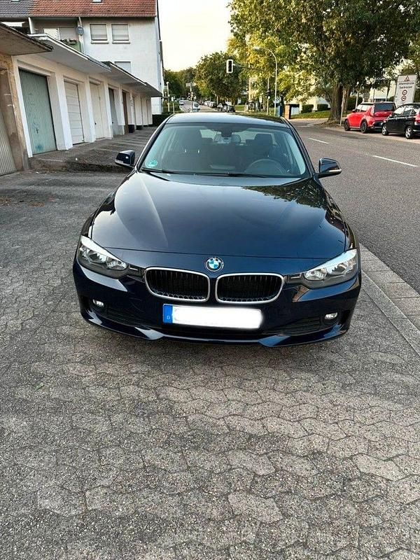 Gebraucht 2015 BMW 320 Limousine | 12.100 € (Guter Preis) - Bild 1/4
