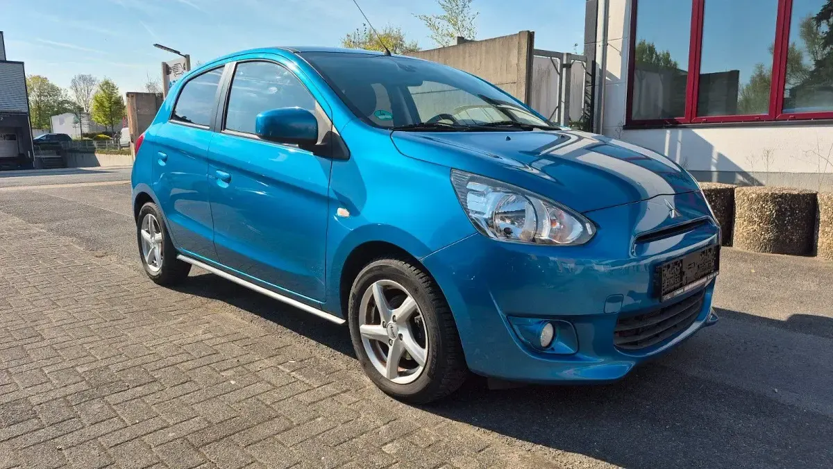 Gebraucht Mitsubishi Space Star Top 80 PS (58 kW) 2013 Blau Van / Kleinbus
