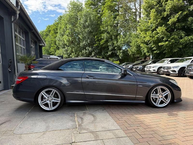 Gebraucht Mercedes E350 AMG 265 PS (194 kW) 2012 Grau Cabrio