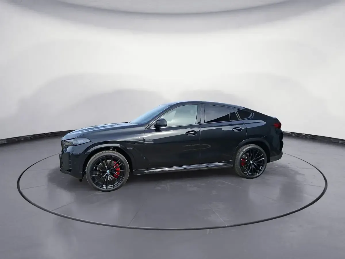 Neu BMW X6 Performance 298 PS (219 kW) 2025 Schwarz SUV