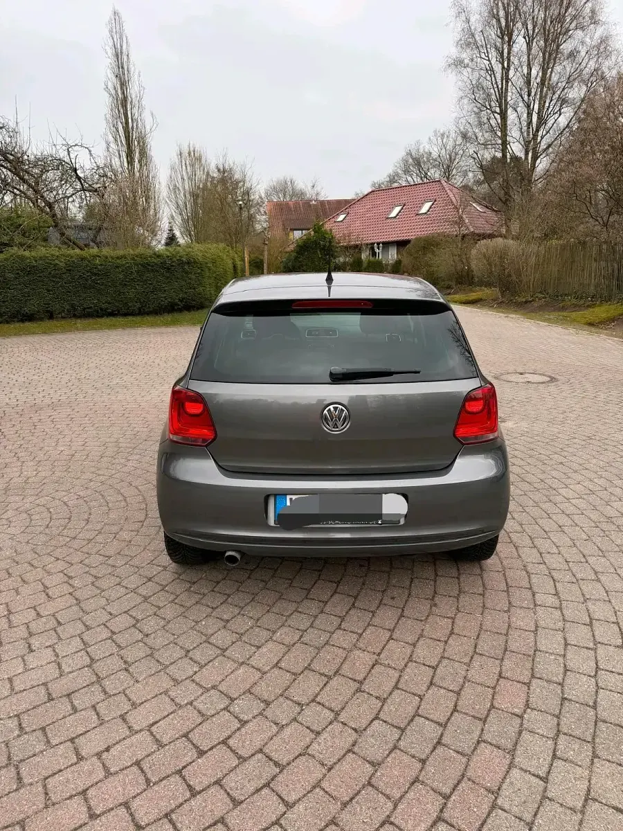 Gebraucht VW Polo Style 86 PS (63 kW) 2011 Grau Kleinwagen