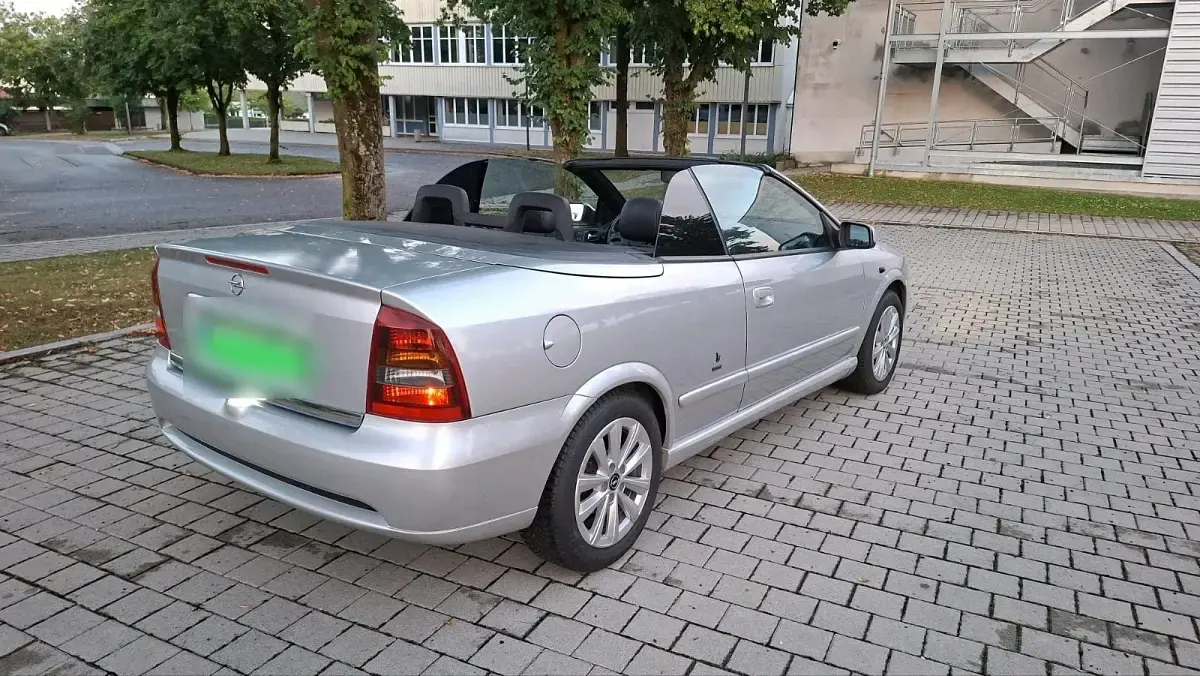 Gebraucht Opel Astra 147 PS (108 kW) 2002 Cabrio
