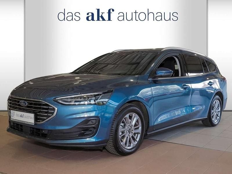 Gebraucht Ford Focus Titanium X 116 PS (85 kW) 2023 Chromablau metallic Kombi