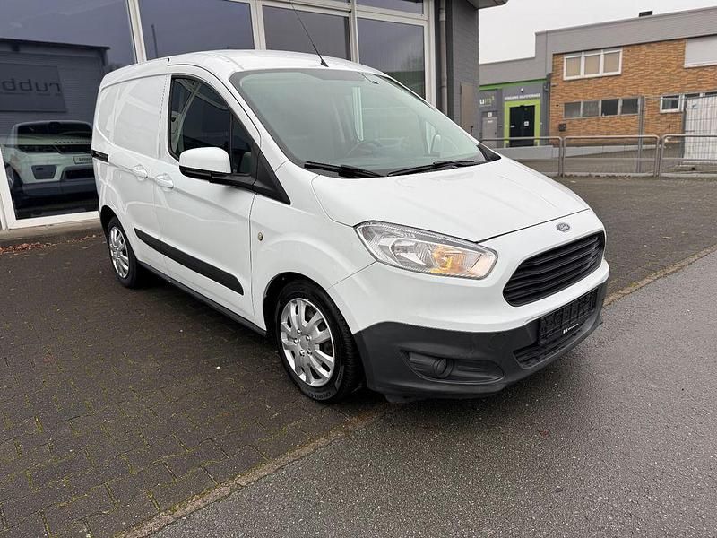 Gebraucht Ford Transit Trend 75 PS (55 kW) 2017 Weiß Van / Kleinbus