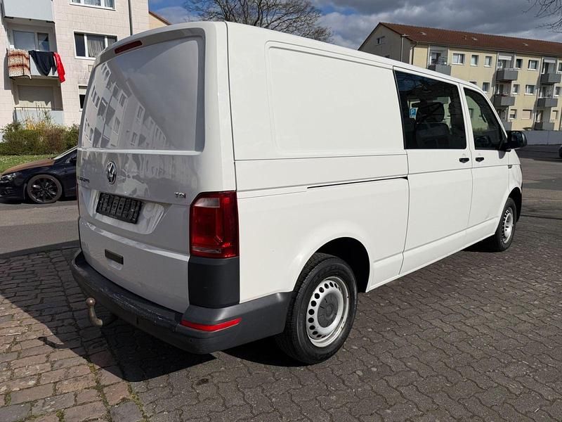 Gebraucht VW Transporter Trendline 150 PS (110 kW) 2016 Weiß Van