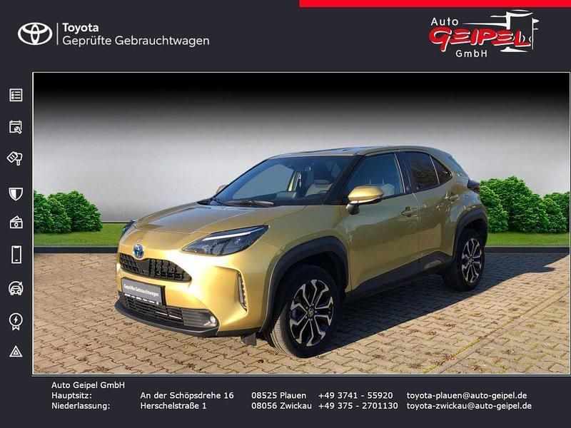 Gold Gebraucht 2023 Toyota Yaris Cross Team SUV | 24.990 € (Fairer Preis) - Bild 1/4