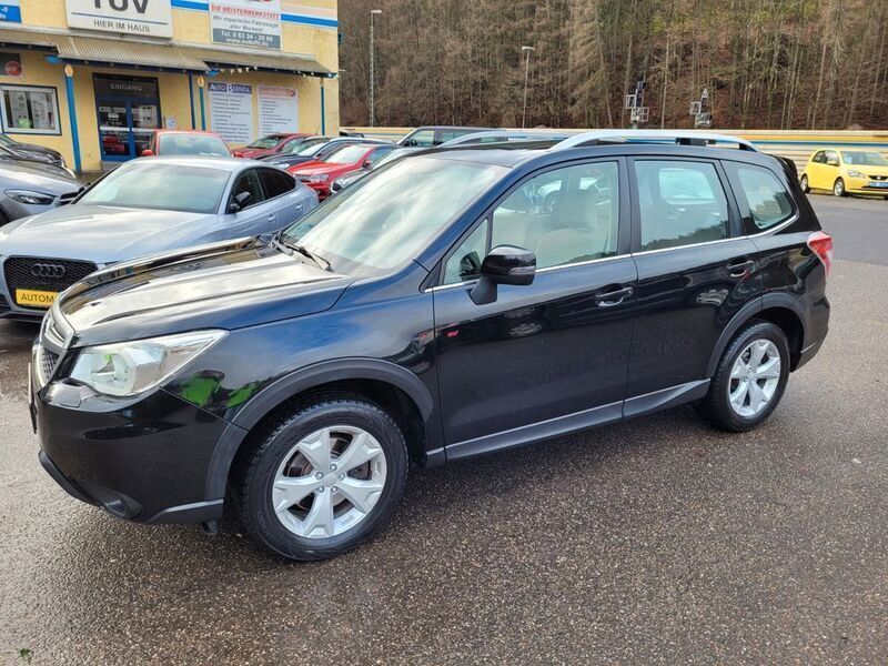 Schwarz Gebraucht 2014 Subaru Forester Exclusive+ SUV | 10.900 € (Fairer Preis) - Bild 1/4