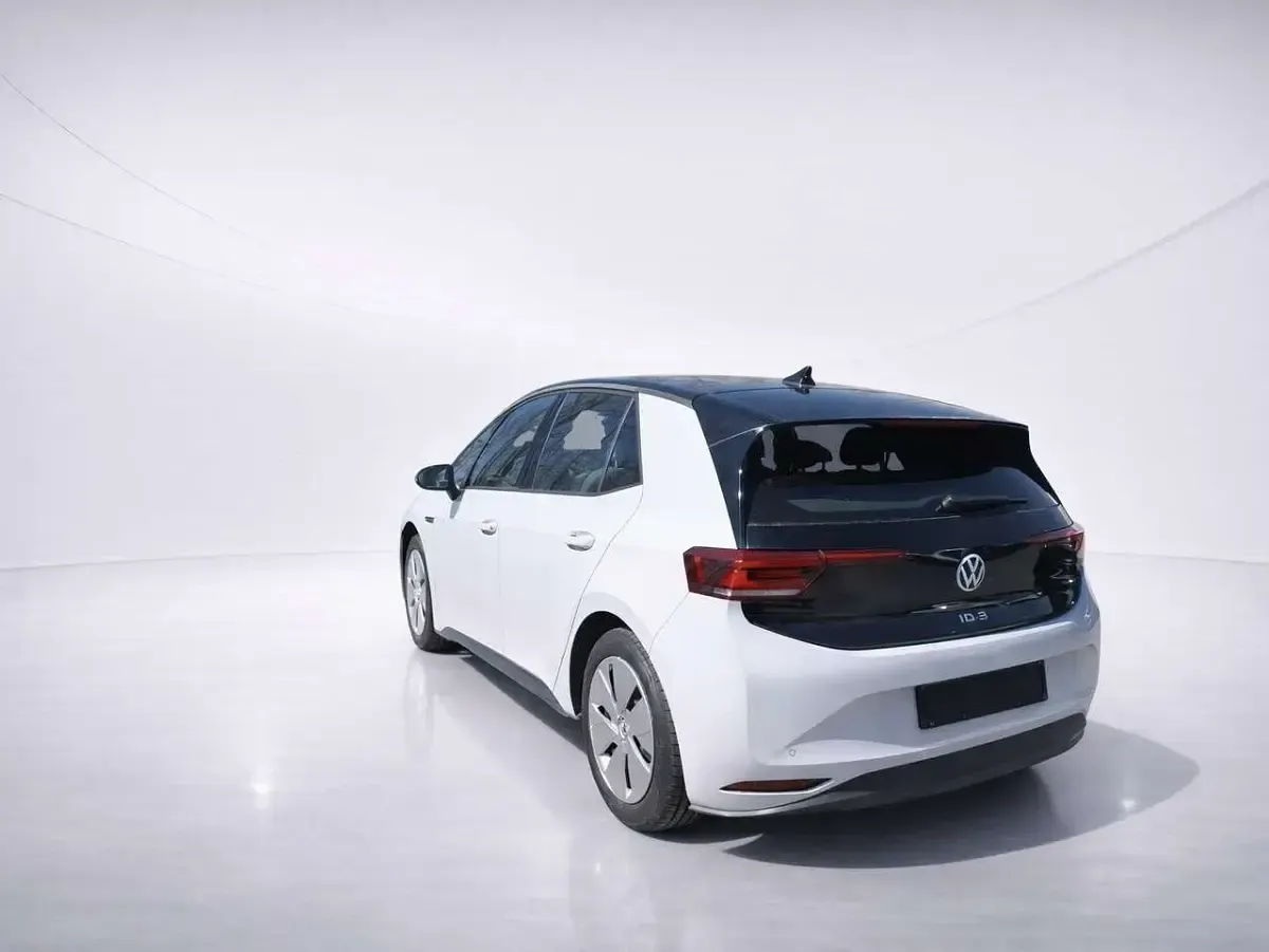 Gebraucht VW ID.3 Pure 110 kW (150 PS) 2022 Weiß Kleinwagen