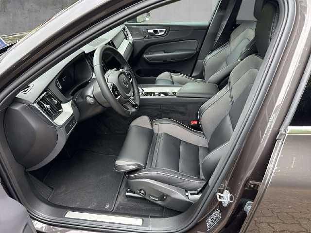 Gebraucht Volvo XC60 Plus 349 PS (256 kW) 2024 Other SUV