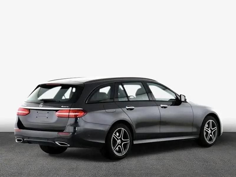 Gebraucht Mercedes E300 AMG 194 PS (142 kW) 2023 Grau Kombi