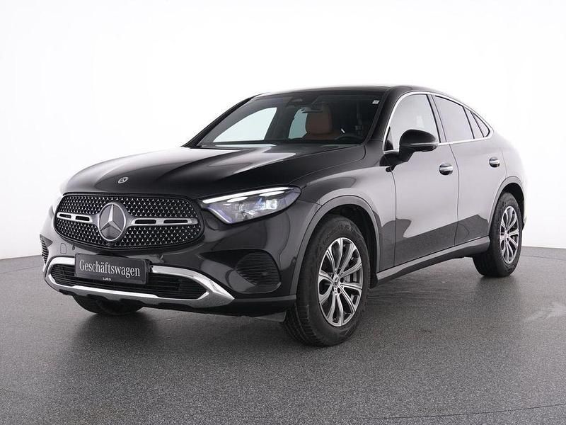 Gebraucht Mercedes GLC450 367 PS (269 kW) 2025 Schwarz Coupé