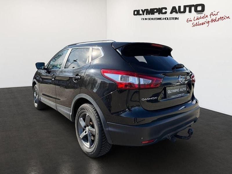 Gebraucht Nissan Qashqai Tekna 116 PS (85 kW) 2014 Schwarz SUV