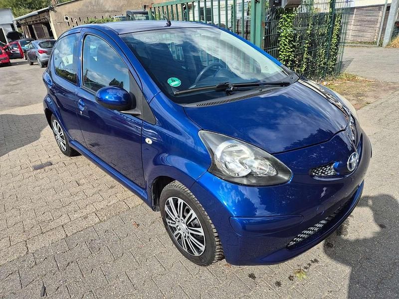 Gebraucht Toyota Aygo 68 PS (50 kW) 2007 Blue mica Kleinwagen