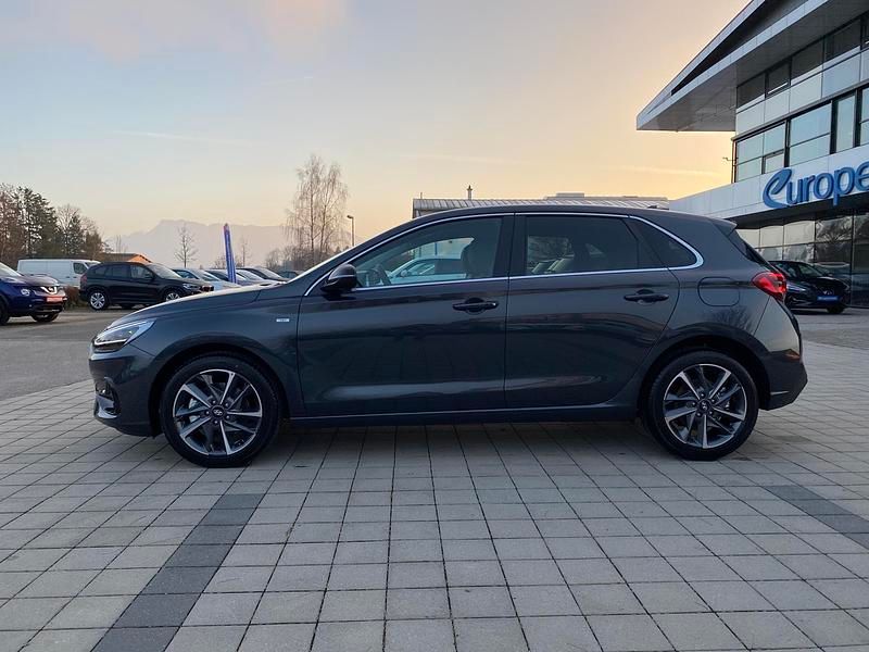 Gebraucht Hyundai i30 Prime 160 PS (117 kW) 2020 Dark knight mineraleffekt Limousine