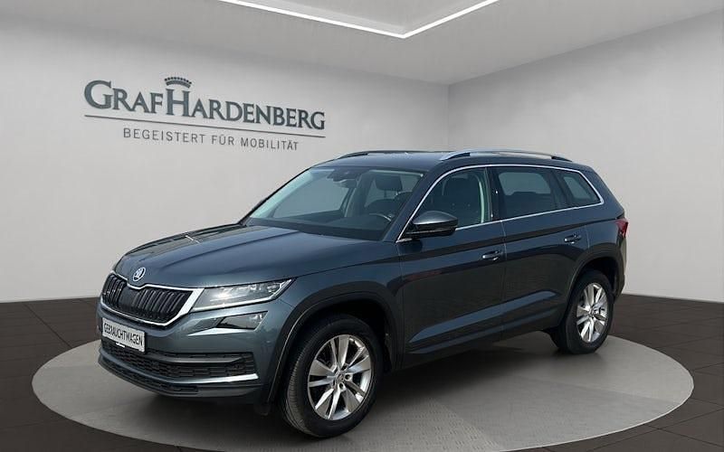 Grau Gebraucht 2020 Skoda Kodiaq Style SUV | 25.900 € (Superpreis) - Bild 1/4