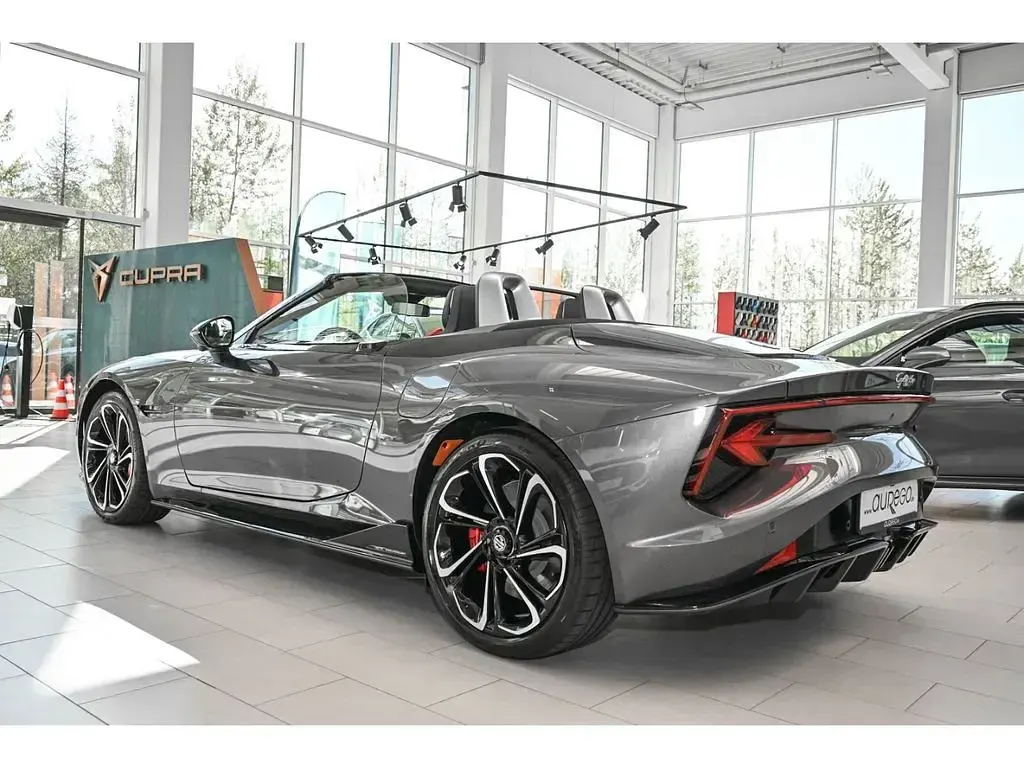 Gebraucht MG Cyberster 375 kW (510 PS) 2025 Grau Cabrio