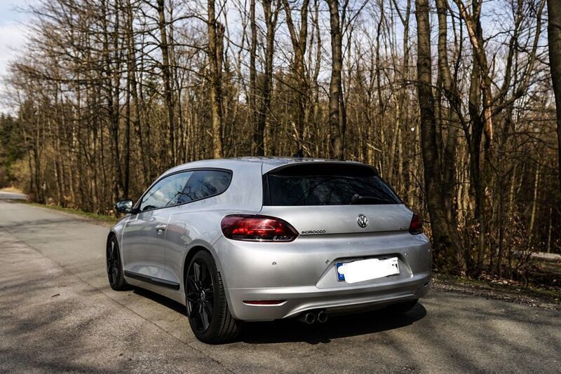 Silber Gebraucht 2011 VW Scirocco Edition Coupé | 7.750 € (Guter Preis) - Bild 1/4