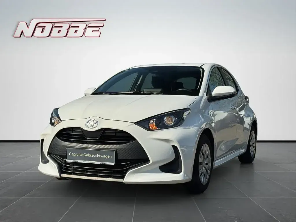 Usado Toyota Yaris Comfort 72 CV (52 kW) 2023 Utilitario