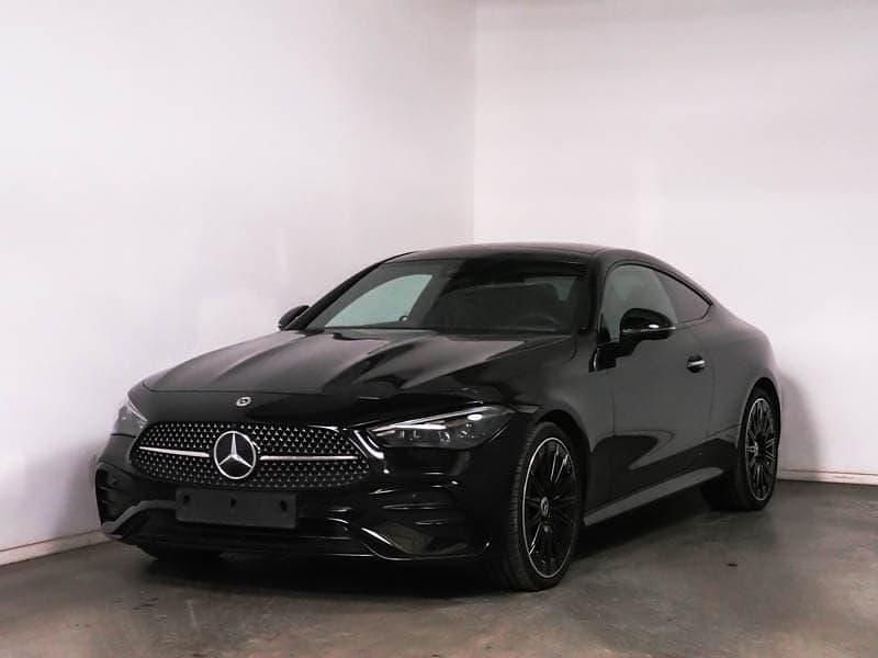 Metalliclack obsidianschwarz Gebraucht 2024 Mercedes CLE220 AMG Coupé | 57.850 € (Fairer Preis) - Bild 1/4