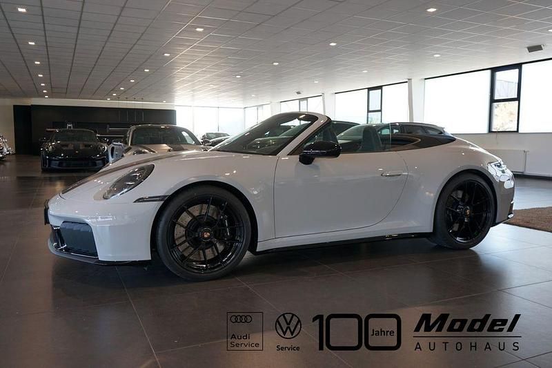 Grau Neu 2025 Porsche 911 Carrera GTS Cabrio | 195.900 € (Fairer Preis) - Bild 1/4