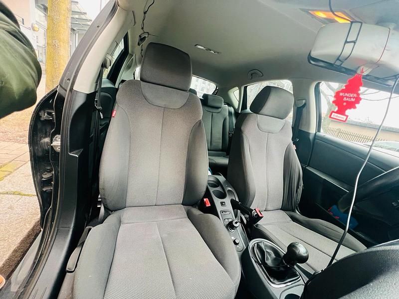 Gebraucht Seat Leon 105 PS (77 kW) 2007 Schwarz Kleinwagen