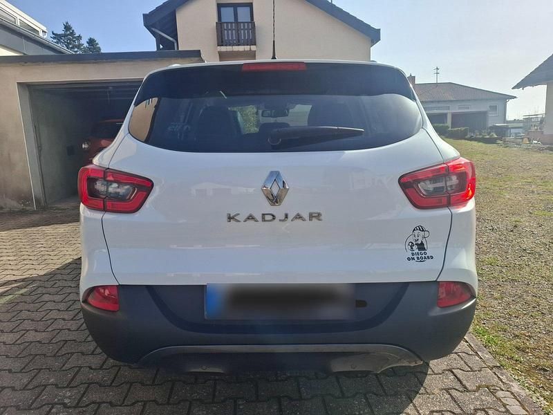 Gebraucht Renault Kadjar Bose Edition 131 PS (96 kW) 2015 Weiß SUV