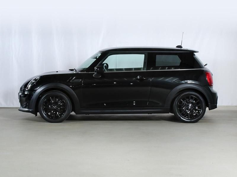 Gebraucht Mini Cooper 136 PS (100 kW) 2023 Schwarz Kleinwagen