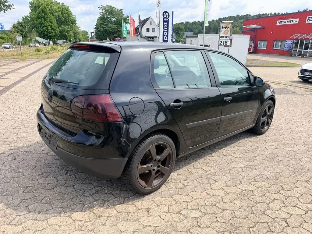Gebraucht VW Golf IV Trendline 75 PS (55 kW) 2005 Schwarz Limousine