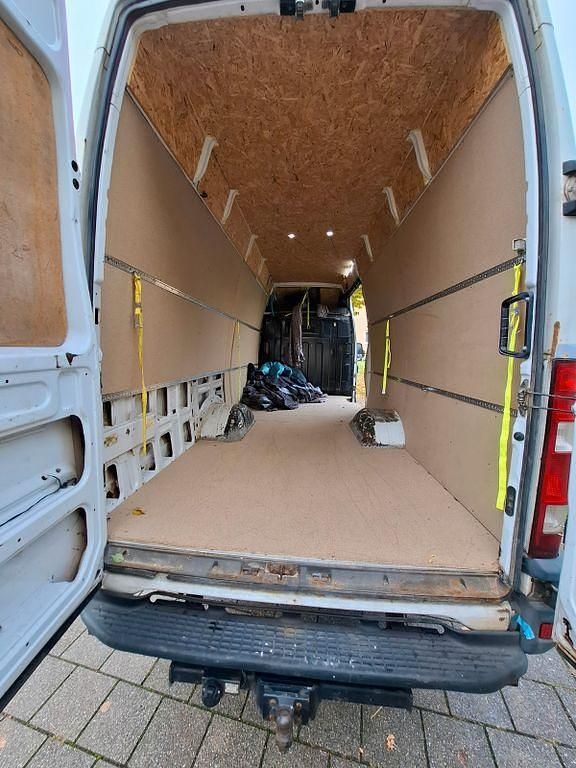 Weiß Gebraucht 2007 Iveco Daily Limousine | 7.250 € (Fairer Preis) - Bild 1/4