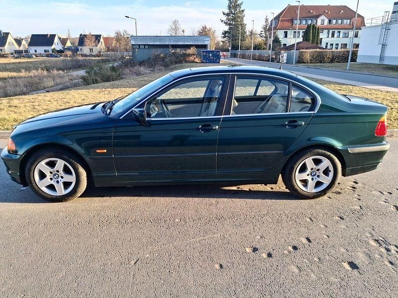 Gebraucht BMW 323 170 PS (125 kW) 1998 Grün Limousine