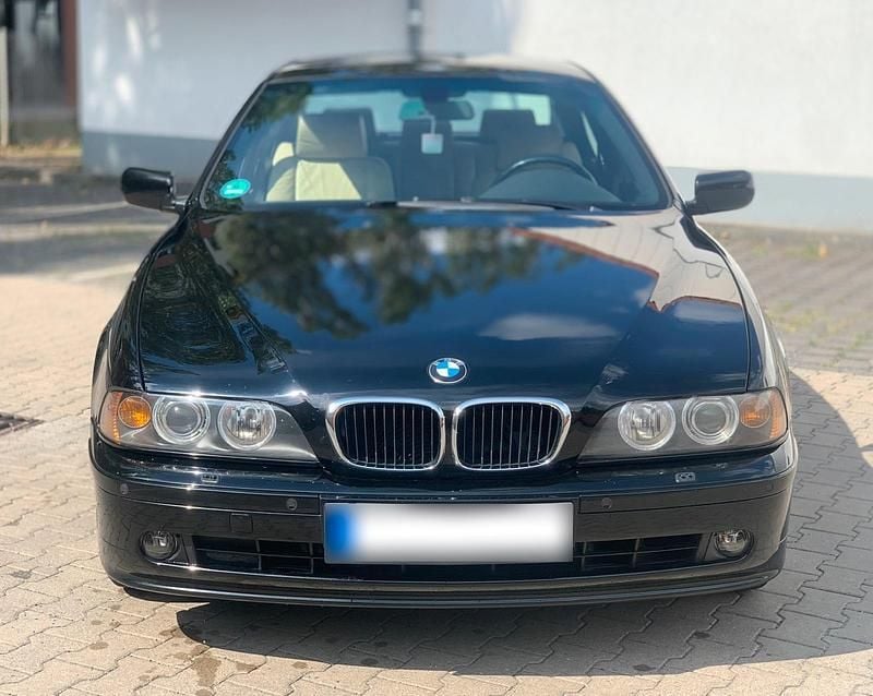 Second-hand BMW 525 193 CP (141 kW) 2000 Negru Berlinǎ