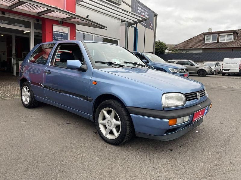 Blau Gebraucht 1992 VW Golf III Kleinwagen | 800 € - Bild 1/4