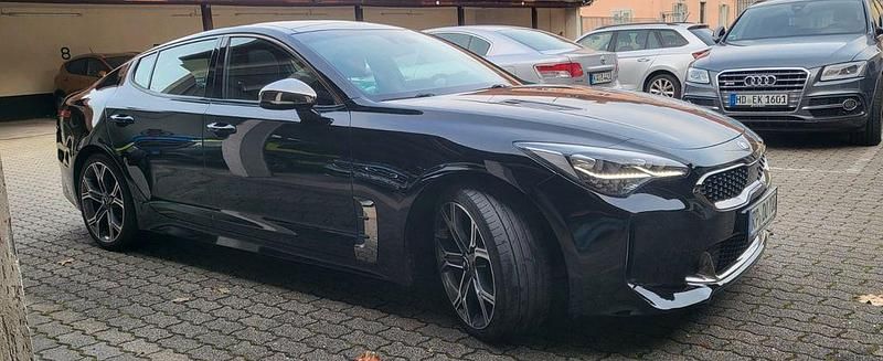 Gebraucht Kia Stinger GT 200 PS (147 kW) 2017 Schwarz Kleinwagen