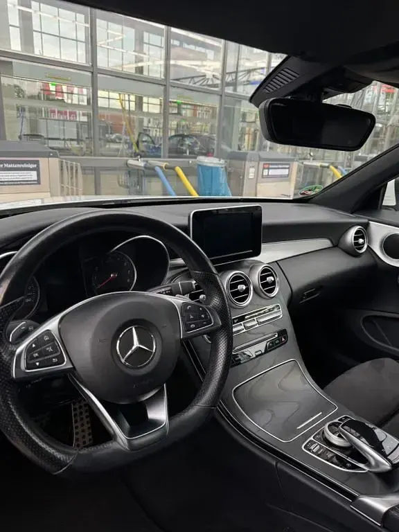 Gebraucht Mercedes C250 AMG line 287 PS (211 kW) 2017 Weiß Cabrio