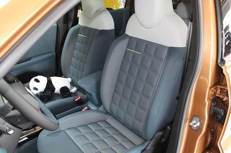 Neu Fiat Panda 110 PS (80 kW) 2025 Bronze (luna bronze) Kleinwagen