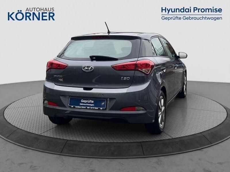 Gebraucht Hyundai i20 YES! 84 PS (61 kW) 2015 Grau Kleinwagen
